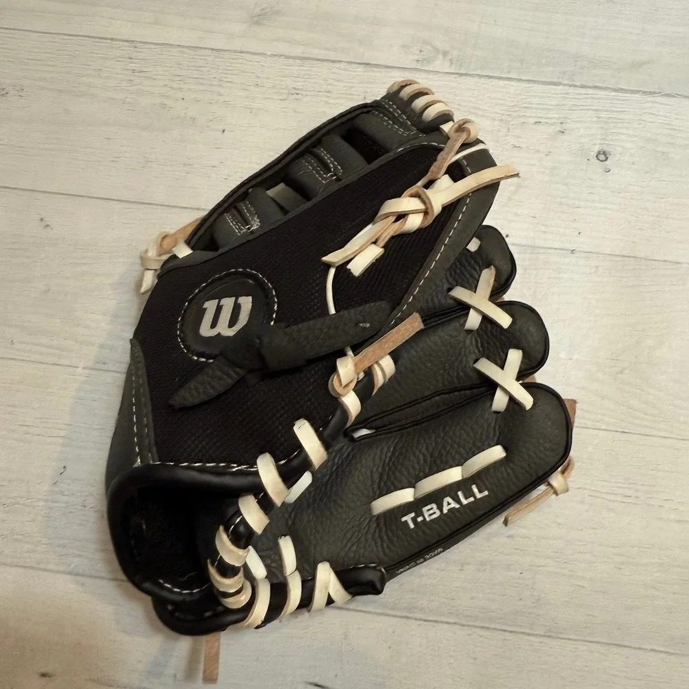 Wilson Charcol Black kids Tball‎ glove, left hand right handed throw